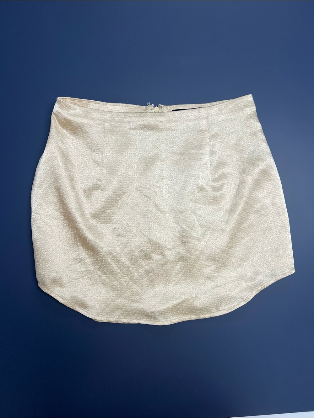Forever 21 Cream Satin Mini Skirt